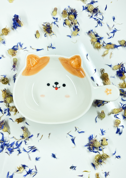 Shop our Animal-Shaped Bowls for the perfect small pet feeding solution! Ideal for guinea pigs, hamsters, and other small animals, these cute, durable bowls are non-tip and easy to clean. Upgrade your pet's mealtime with our fun, functional feeders moony paw