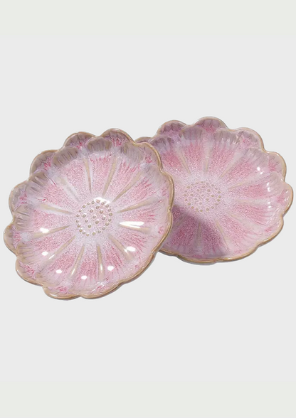 Moony Paw Flora Bloom Dish – charming pink flower-shaped dish for small animals; adds color and whimsy to pet habitats while enhancing the dining experience.