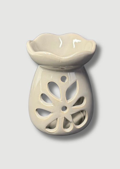 Moony Paw Floral Small Hideout – ceramic hideout for dwarf hamsters; cozy and secure nook with whimsical design, blends seamlessly into any habitat.